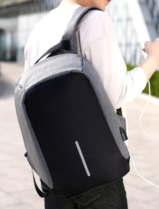 Έξυπνο αντικλεπτικό σακίδιο με φόρτιση USB